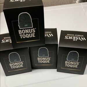 J.P. Wiser’s Bonus Toque Black NWT